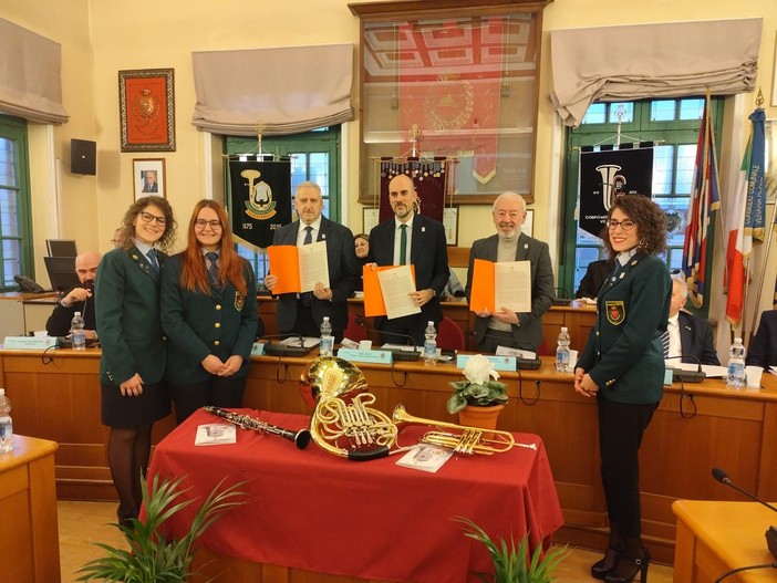 celebrazioni in Comune sala del consiglio