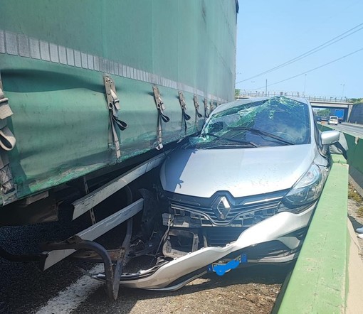 Brutto incidente tra Borgaro e Venaria: traffico paralizzato sulla tangenziale