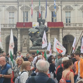 PD e Movimento 5 Stelle tornano uniti per manifestare contro il Governo Meloni