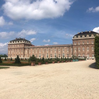 reggia di venaria e conferenza