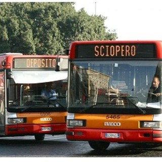 Domani sciopero generale dei trasporti: gli orari dei bus e treni Gtt garantiti a Torino e provincia