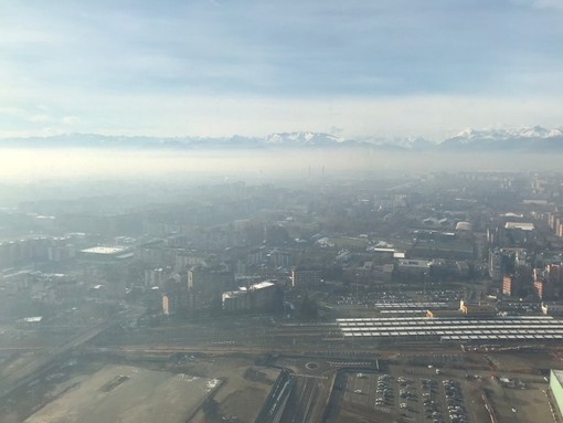 A Torino torna lo smog: da domani stop ai diesel Euro 5