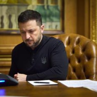 Ucraina, cala fiducia in Zelensky mentre si avvicina insediamento Trump: gli scenari