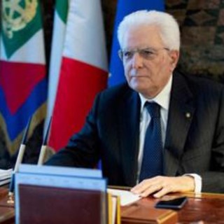 Mattarella: &quot;Poteri dello Stato non sono fortilizi contrapposti&quot;