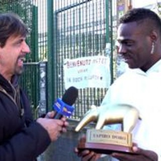 Balotelli, nuovo Tapiro d'Oro: &quot;Vieira rompeva le scatole, ma non ci ho litigato&quot;